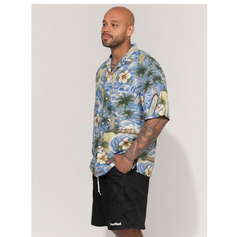 Vtg Royal Creations Men M Hawaiian Shirt Hibiscus‎ Palm Tree Aloha Hawaii Tower